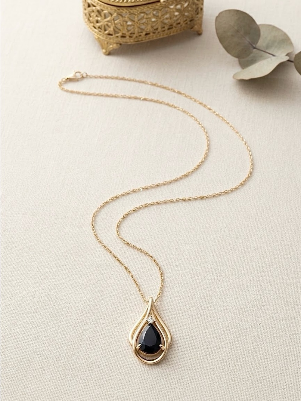 Solid 14k Yellow Gold Twist Chain & Diamond & Onyx Pendant Necklace Set
